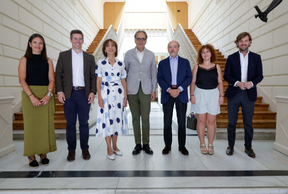 Participantes en el debate Fundación CYD